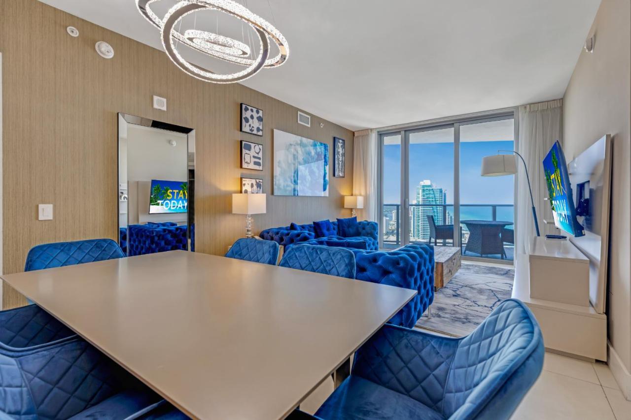The Ultimate Resort: Beachfront 2BR with Ocean View & Rooftop Amenities Hollywood Exterior photo