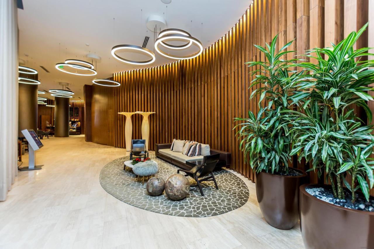 The Ultimate Resort: Beachfront 2BR with Ocean View & Rooftop Amenities Hollywood Exterior photo