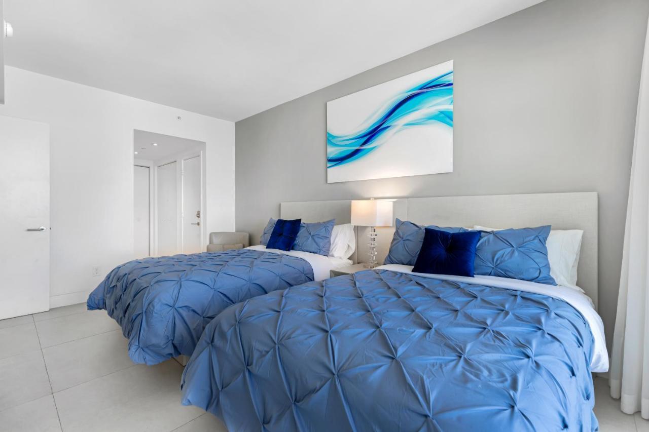 The Ultimate Resort: Beachfront 2BR with Ocean View & Rooftop Amenities Hollywood Exterior photo